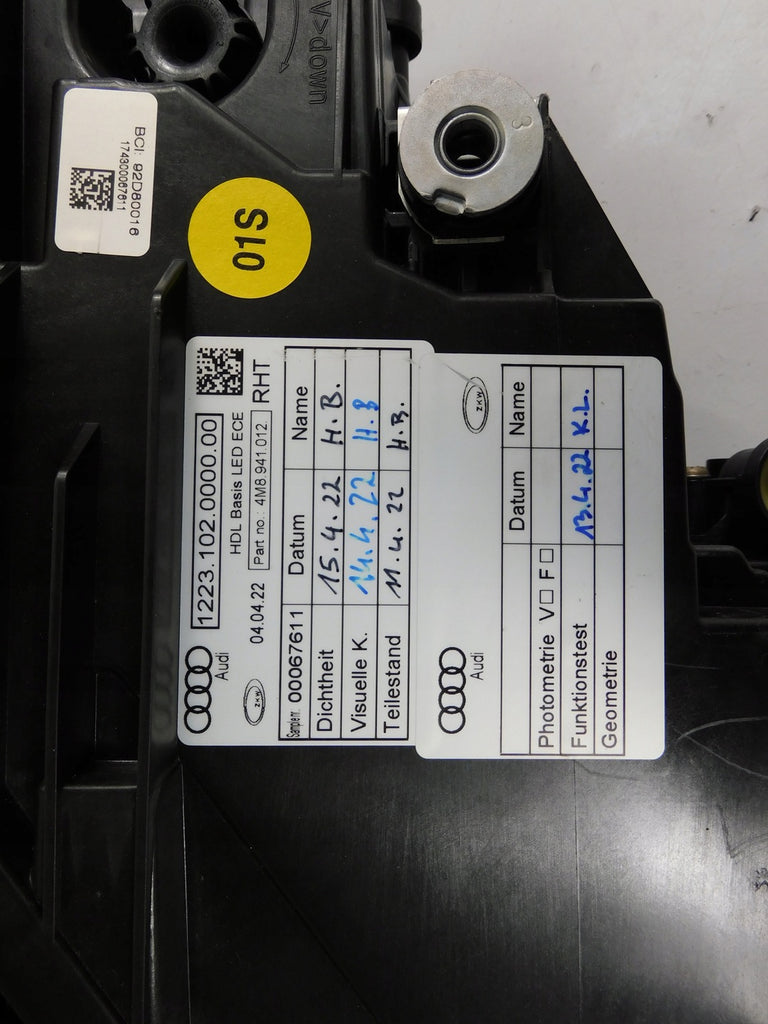 Frontscheinwerfer Audi Q8 4M8941012 Full LED Rechts Scheinwerfer Headlight SCH7067254900bt