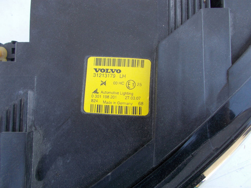 Frontscheinwerfer Volvo S40 V50 31213179 0301198201 Links Scheinwerfer Headlight SCH5742350983pc