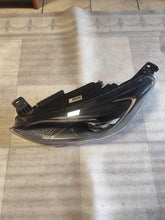 Laden Sie das Bild in den Galerie-Viewer, Frontscheinwerfer Ford JX7B-13E017-AF Links Scheinwerfer Headlight SCH3069969379gc