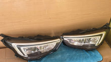 Load image into Gallery viewer, Frontscheinwerfer Opel Crossland X 13467967 462161423 Links Headlight SCH9424984309qp