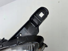 Laden Sie das Bild in den Galerie-Viewer, Frontscheinwerfer Mitsubishi Space Star 8301D445 Links Scheinwerfer Headlight