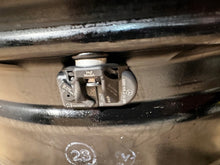 Laden Sie das Bild in den Galerie-Viewer, 1x Alufelge 18 Zoll 6.5" 5x112 44,5ET A2434010000 Mercedes-Benz Eqa Eqb FEL6552757554jo