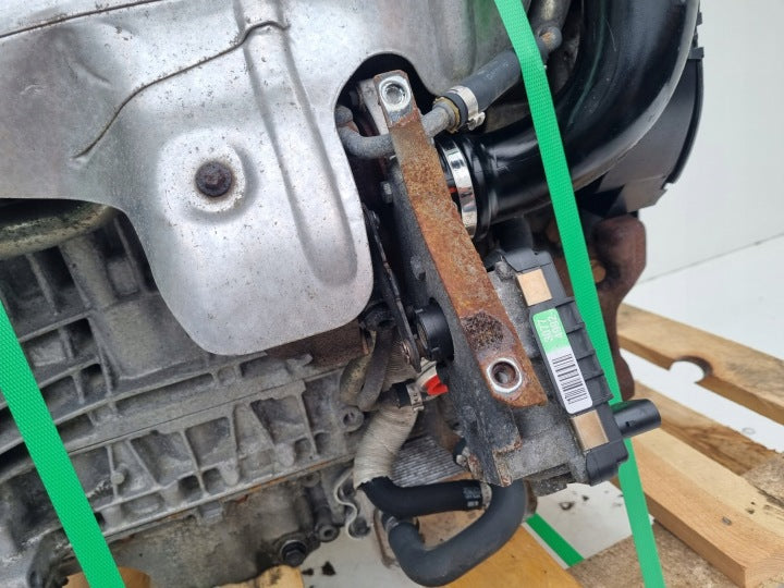 Motor Volvo C30 D5244T8 2.4 179PS 132kW 170TKm 2004 Diesel Engine Komplett MOT6847889698yd