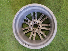 Laden Sie das Bild in den Galerie-Viewer, 1x Alufelge 19 Zoll 8.5" 5x120 7850021 BMW Rim Wheel FEL7734890181jw