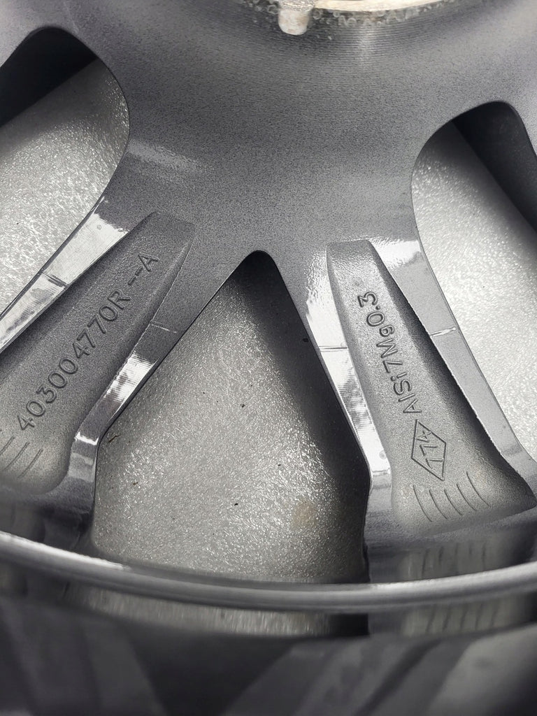 1x Alufelge 17 Zoll 7.0" 5x114.3 40ET 403008804R Renault Koleos Kadjar Rim Wheel