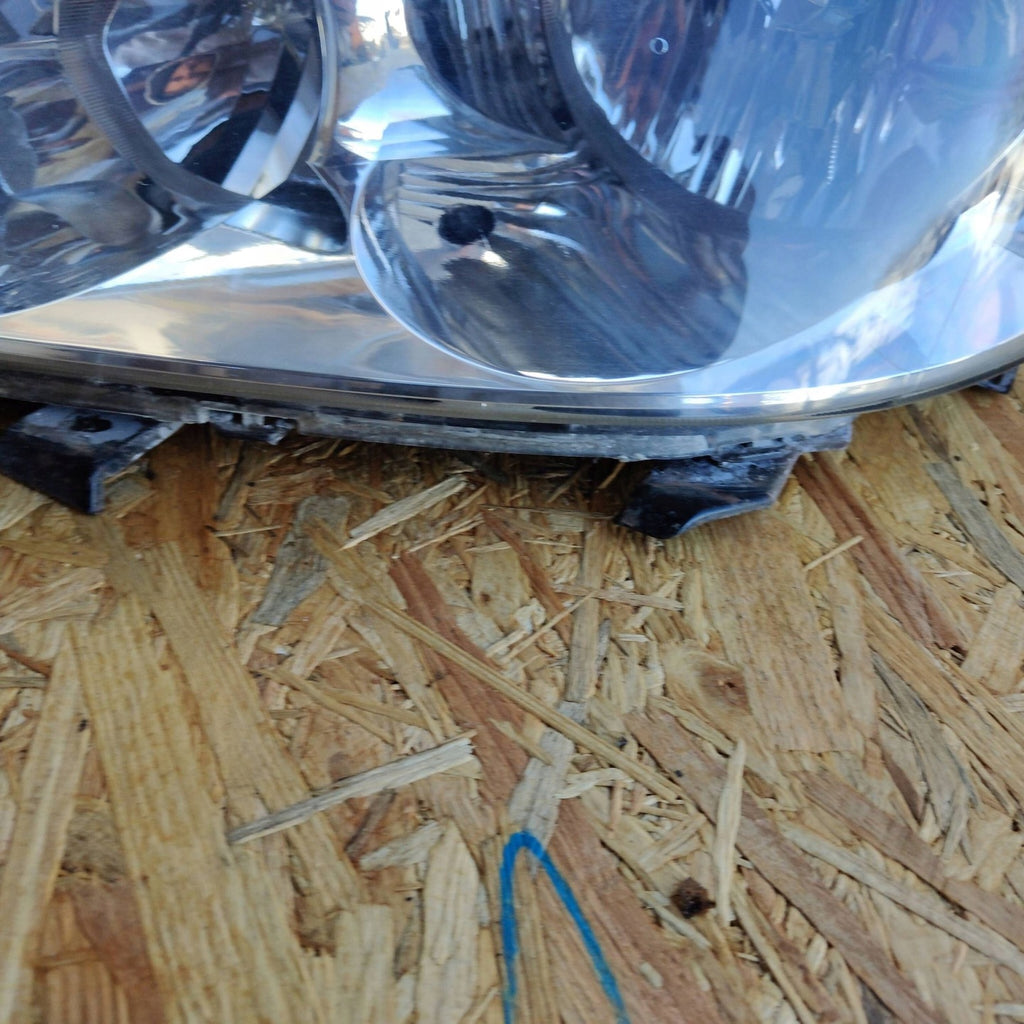 Frontscheinwerfer Toyota Corolla 7357230400 Links Scheinwerfer Headlight SCH8741923365ks
