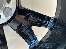 Load image into Gallery viewer, 4x Alufelge 18 Zoll 7.0&quot; 5x112 39ET Glanz Schwarz 2GM601025F VW T-Cross T Cross