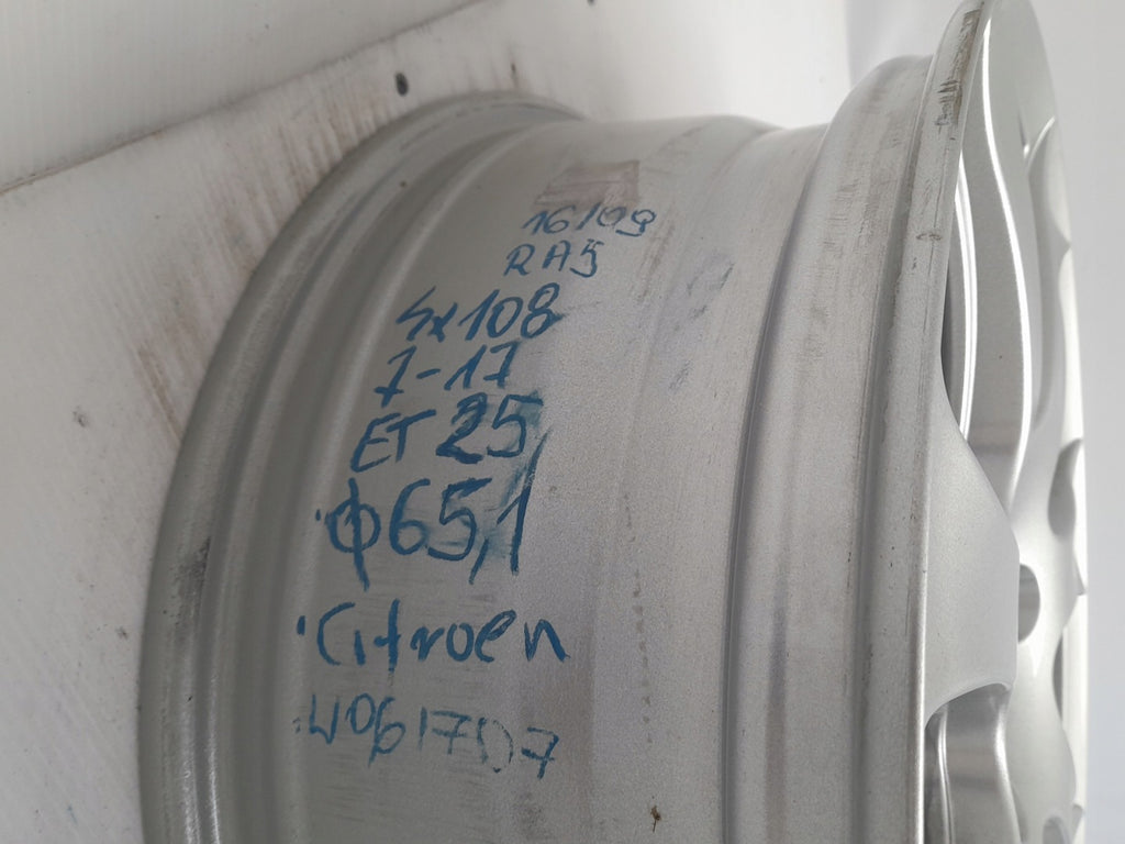 1x Alufelge 17 Zoll 7.0" 4x108 25ET Glanz Silber Citroën Rim Wheel FEL8684721153pr