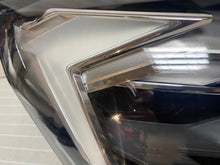 Laden Sie das Bild in den Galerie-Viewer, Frontscheinwerfer Audi A1 82A941034D Full LED Rechts Scheinwerfer Headlight SCH8763175846mu