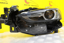 Laden Sie das Bild in den Galerie-Viewer, Frontscheinwerfer Mazda 6 Gj LED Links Scheinwerfer Headlight SCH8355990116av