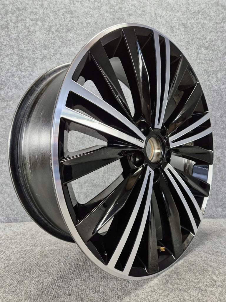 1x Alufelge 18 Zoll 7.0" 5x112 43ET 5NA601025 VW Tiguan Rim Wheel FEL1456771616sx