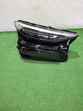 Laden Sie das Bild in den Galerie-Viewer, Frontscheinwerfer Audi E Tron 85H941039R 85H941040R Full LED Rechts Headlight SCH1657235898xo