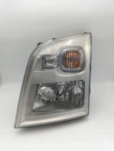 Load image into Gallery viewer, Frontscheinwerfer Ford I 01010299901010 6C1113W030 Links Scheinwerfer Headlight SCH6231663939bt