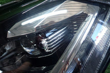 Laden Sie das Bild in den Galerie-Viewer, Frontscheinwerfer VW Golf VII 5G1941035C 85122000 Links Scheinwerfer Headlight SCH4556082302nc