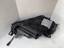 Load image into Gallery viewer, Frontscheinwerfer Skoda Superb 3P1941015A LED Links Scheinwerfer Headlight SCH9692651168ay