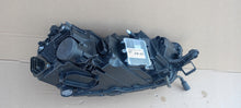 Laden Sie das Bild in den Galerie-Viewer, Frontscheinwerfer Skoda Fabia IV 6VB941015B Links Scheinwerfer Headlight SCH1272912373jz
