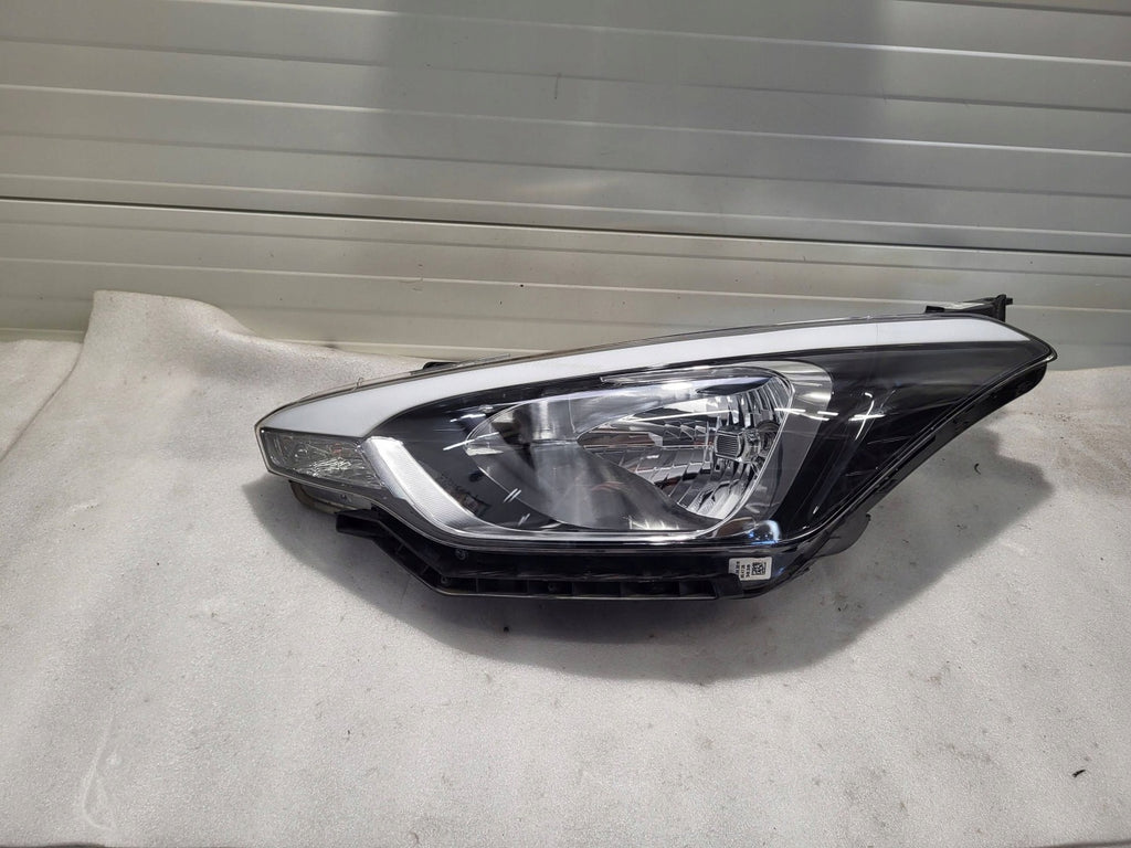 Frontscheinwerfer Hyundai I20 92101C8000 Links Scheinwerfer Headlight SCH2437878930op
