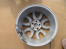 Load image into Gallery viewer, 1x Alufelge 17 Zoll 7.0" 5x108 50ET Glanz Silber 31423874 Volvo V40 Cross FEL1416273285bo