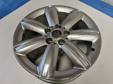 Laden Sie das Bild in den Galerie-Viewer, 1x Alufelge 17 Zoll 6.5&quot; 5x112 39ET Glanz Silber 6856041 Mini Countryman F60