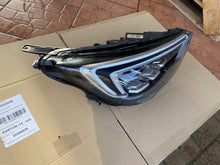 Laden Sie das Bild in den Galerie-Viewer, Frontscheinwerfer Opel Crossland X 462161423 LED Rechts Scheinwerfer Headlight SCH2526169596fw