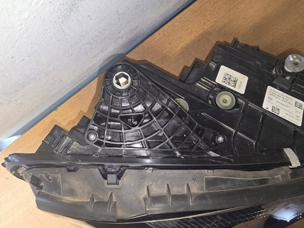 Frontscheinwerfer Mercedes-Benz W206 A2069060803 LED Rechts Headlight SCH6447605112vp