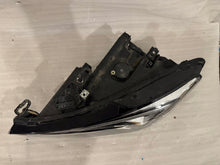 Laden Sie das Bild in den Galerie-Viewer, Frontscheinwerfer Seat Tarraco 5FB941007G Full LED Links Scheinwerfer Headlight