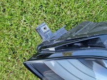 Laden Sie das Bild in den Galerie-Viewer, Frontscheinwerfer Tesla 3 GRG1514952-00-C Links Scheinwerfer Headlight