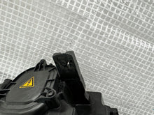 Load image into Gallery viewer, Frontscheinwerfer Audi A4 B9 8W0941005 Xenon Links Scheinwerfer Headlight