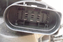 Laden Sie das Bild in den Galerie-Viewer, Frontscheinwerfer Skoda Fabia III 6V1941015F LED Links Scheinwerfer Headlight SCH2680082805qc
