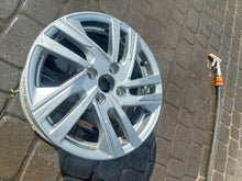 Load image into Gallery viewer, 1x Alufelge 16 Zoll 6.5" 4x108 38ET Glanz Grau 9825165280 Peugeot 208 Rim Wheel FEL8935007443px