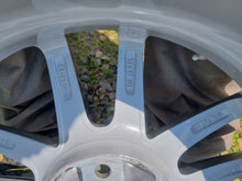 Laden Sie das Bild in den Galerie-Viewer, 4x Alufelge 17 Zoll 7.0" 5x112 41ET Glanz Silber KBA51653 Mercedes-Benz FEL2878193584fw