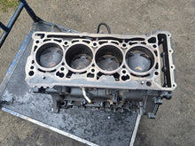 Laden Sie das Bild in den Galerie-Viewer, Motorblock Audi Seat VW A4 A3 Passat CJS 1.8 TFSI 132kW Benzin Unkomplett