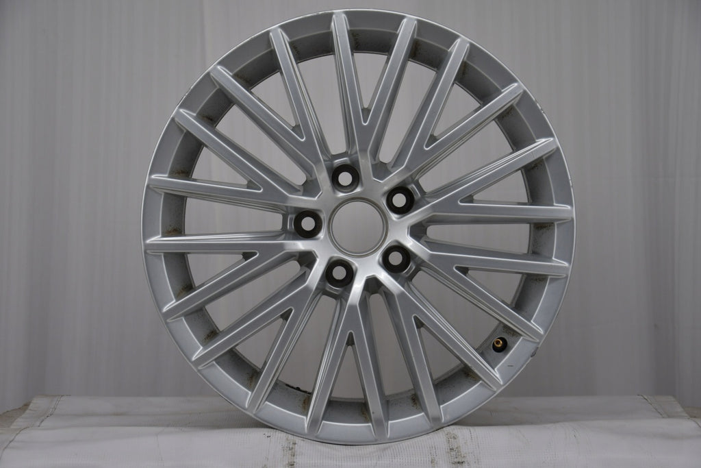 1x Alufelge 17 Zoll 7.0" 5x112 33ET Glanz Silber 1K8601025L VW Scirocco FEL2905035261tb