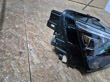 Laden Sie das Bild in den Galerie-Viewer, Frontscheinwerfer Skoda Scala 657941016A Rechts Scheinwerfer Headlight SCH5806045548ui