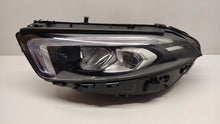 Laden Sie das Bild in den Galerie-Viewer, Frontscheinwerfer Mercedes-Benz A1779063705 LED Links Scheinwerfer Headlight