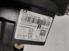 Laden Sie das Bild in den Galerie-Viewer, Frontscheinwerfer Skoda Octavia IV 5E4941036 Rechts Scheinwerfer Headlight SCH4326531357qc