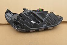 Laden Sie das Bild in den Galerie-Viewer, Frontscheinwerfer Ford Focus NX7B-13E017-AG LED Links Scheinwerfer Headlight SCH7010471024tf