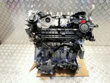 Laden Sie das Bild in den Galerie-Viewer, Motor Mercedes-Benz W177 282914 1.3 CGI 5TKm 2019 Benzin Engine Unkomplett MOT5306654680wv