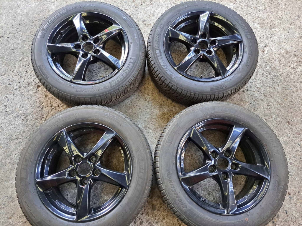 4x Alufelge 16 Zoll 7.0" 5x112 52ET KBA51056 Seat Passat Rim Wheel FEL2413914301yg
