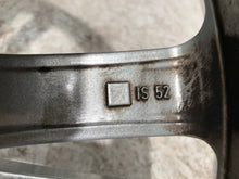 Load image into Gallery viewer, 1x Alufelge 18 Zoll 8.0" 5x120 52ET 6796213 BMW 1 F20 Rim Wheel FEL7141693184nv