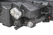 Laden Sie das Bild in den Galerie-Viewer, Frontscheinwerfer Toyota Hilux PL632042 81150-0KP41 811500KP41 LED Links SCH2910266393ui