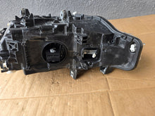 Laden Sie das Bild in den Galerie-Viewer, Frontscheinwerfer BMW 3 F30 F31 7471312-02 LED Rechts Scheinwerfer Headlight SCH1693211188fb