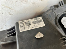 Laden Sie das Bild in den Galerie-Viewer, Frontscheinwerfer Renault Megane IV 260603157R Links Scheinwerfer Headlight SCH2283482341zq