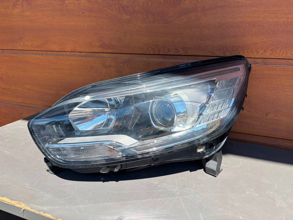 Frontscheinwerfer Renault Grand Scenic 260601603R 01229341 Links Headlight SCH3997611450hr