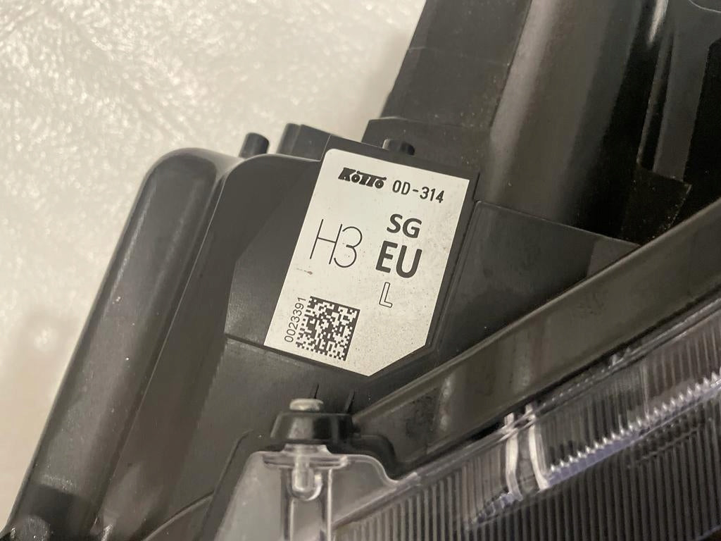 Frontscheinwerfer Toyota Yaris Cross LED Ein Stück (Rechts oder Links) Headlight SCH9971425294al