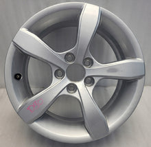 Laden Sie das Bild in den Galerie-Viewer, 1x Alufelge 15 Zoll 6.0&quot; 5x100 29ET Glanz Silber 8X0071495 Audi A1 Rim Wheel