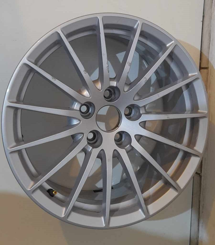 1x Alufelge 17 Zoll 7.5" 5x112 29ET Glanz Silber 8W0601025AE Audi Rim Wheel