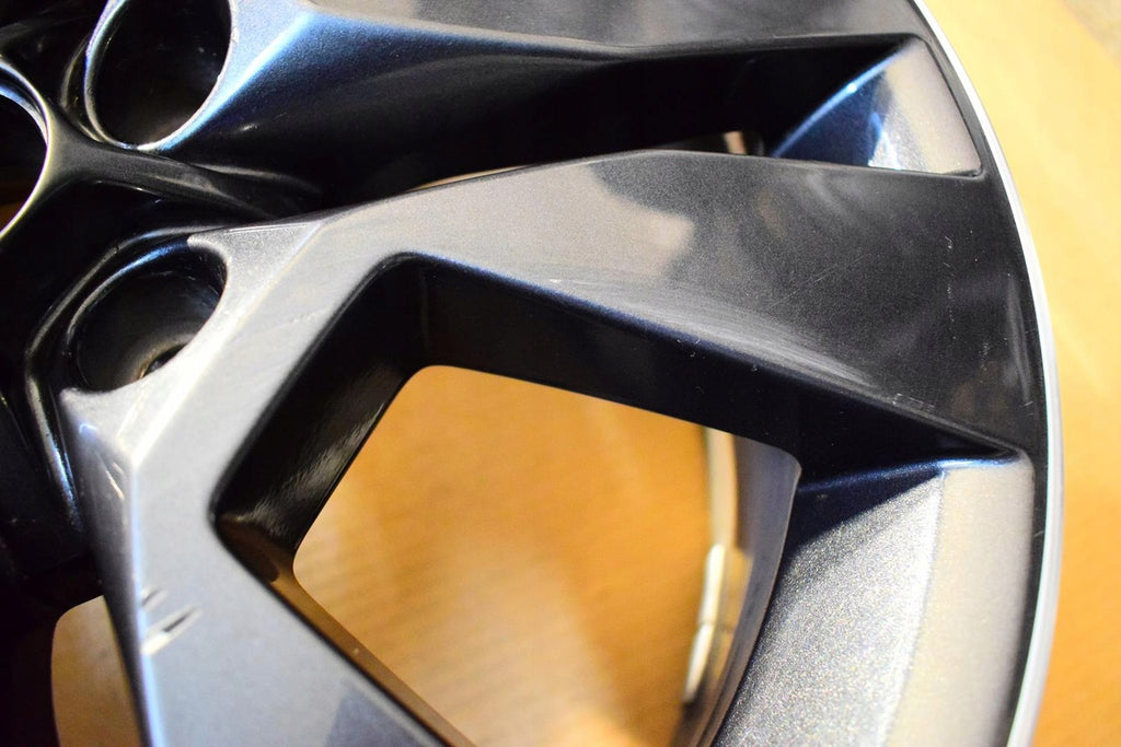 1x Alufelge 17 Zoll 7.0" 5x112 45ET Glanz Grau 5L0601025S Mg Yeti Rim Wheel