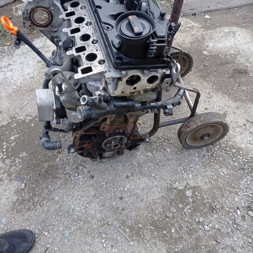 Motor Audi Seat Skoda VW I CAY CAYC 1.6 TDI 108TKm Diesel Engine Unkomplett