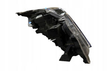 Laden Sie das Bild in den Galerie-Viewer, Frontscheinwerfer Toyota Corolla 81150-02T31 Links Scheinwerfer Headlight SCH9019561351hy